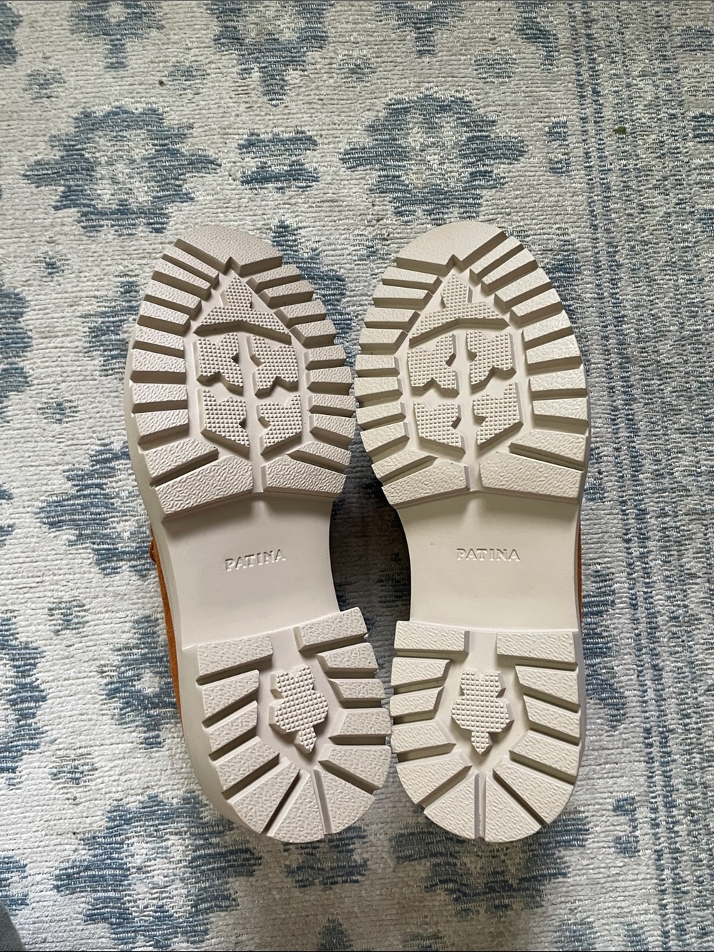 Patina suede lug sole loafers sz 8.5 - Picture 3 of 3